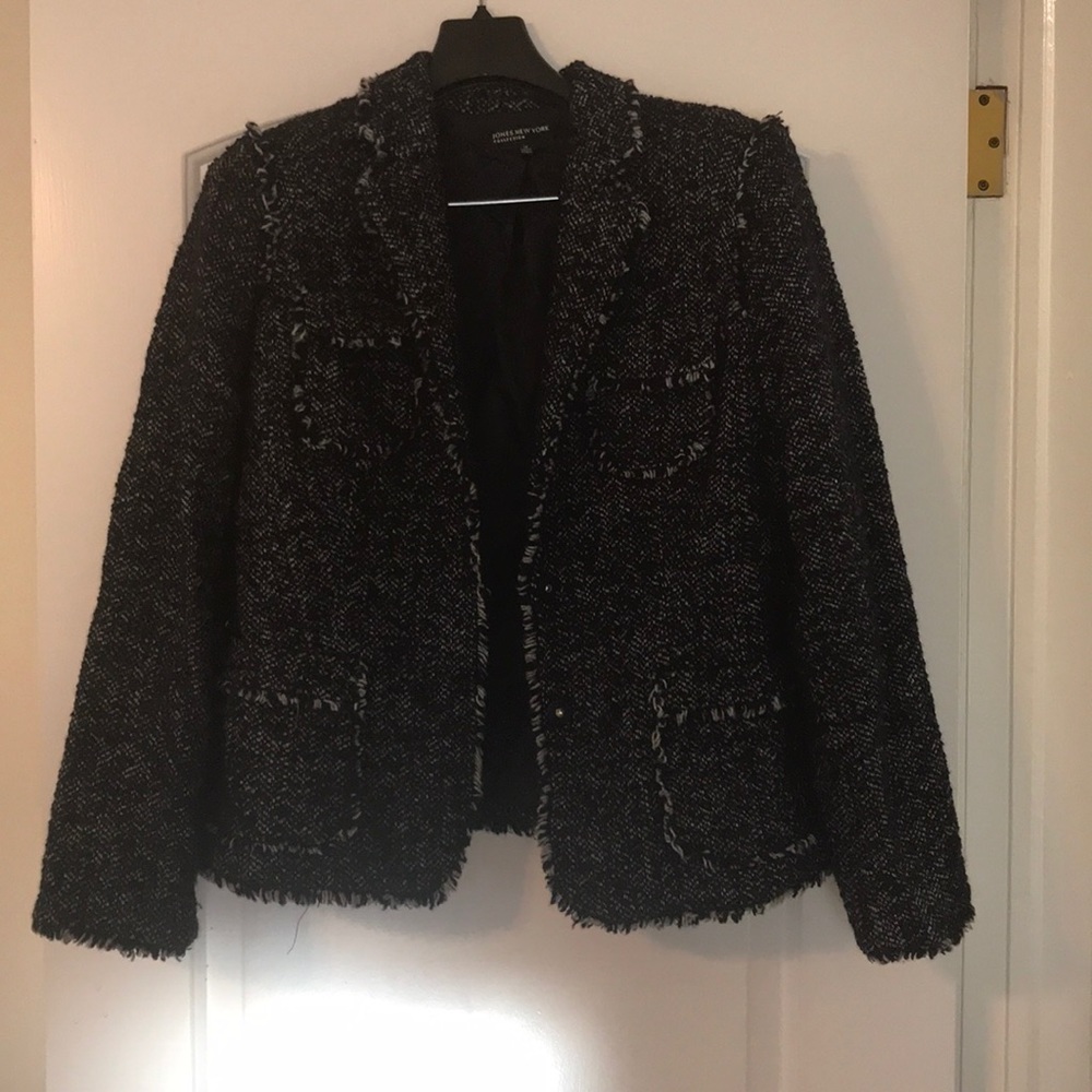 Authentic JONES NEW YORK COLLECTION Tweed Jacket